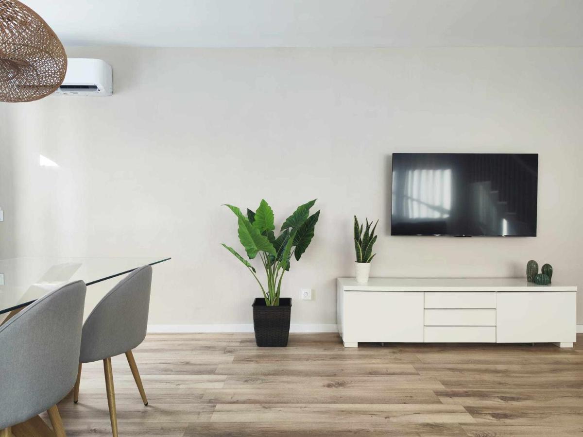 Mazi Apartments Cuba Mataró Exteriér fotografie